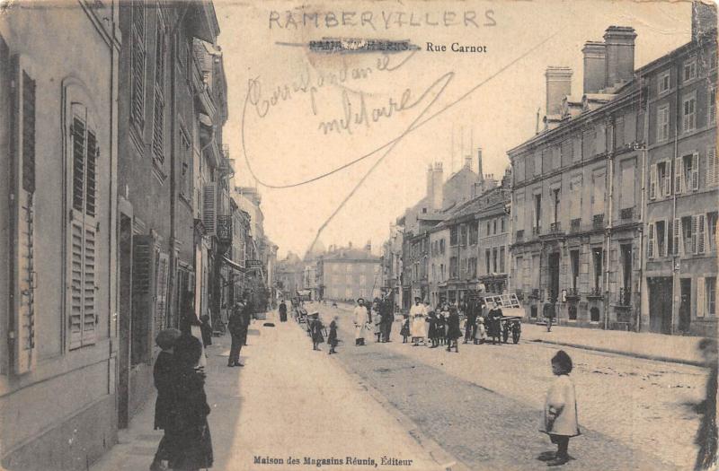 Carte postale ancienne Rambervillers - Rue Carnot à Rambervillers