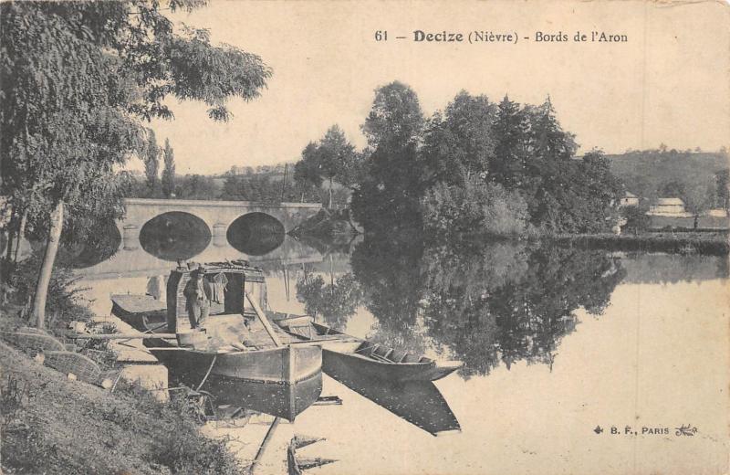 Carte postale ancienne Decize - Bords De L'Aron à Decize
