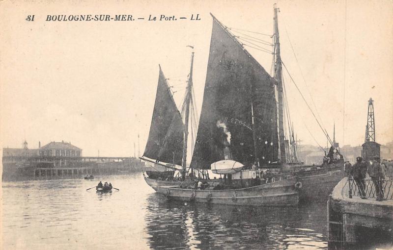 Carte postale ancienne Boulogne Sur Mer - Le Port à Boulogne-sur-Mer