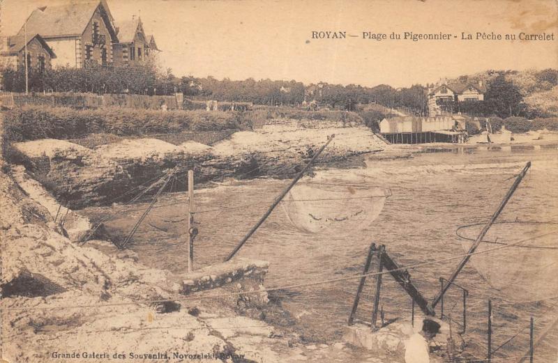 Carte postale ancienne Royan - Plage Du Pigeonnier - La Peche Au Carrelet à Royan