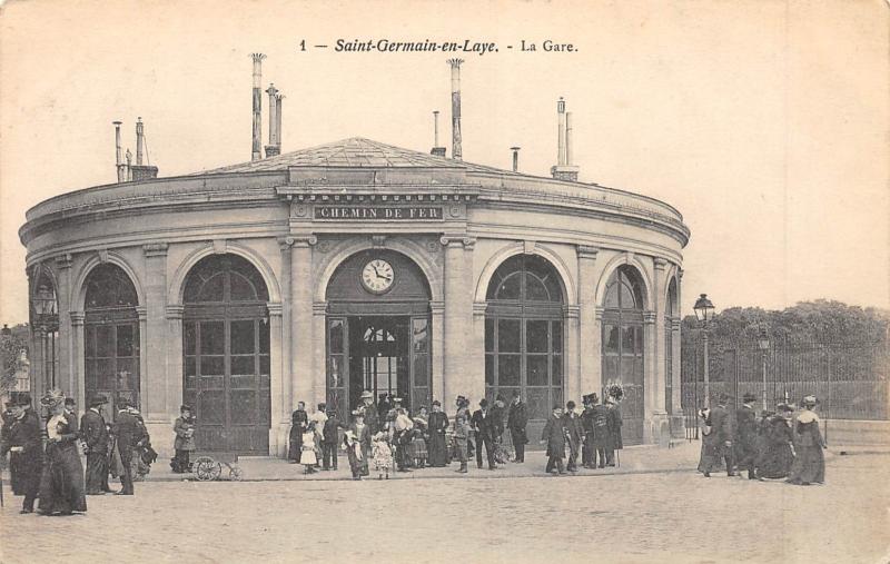 Carte postale ancienne Saint Germain En Laye - La Gare à Saint-Germain-en-Laye