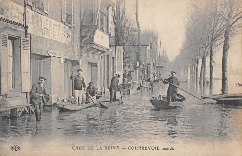 Carte postale ancienne Crue De La Seine - Courbevoie Inonde à Courbevoie