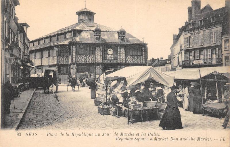 Carte postale ancienne Sens - Place Republique Un Jour De Marche à Sens