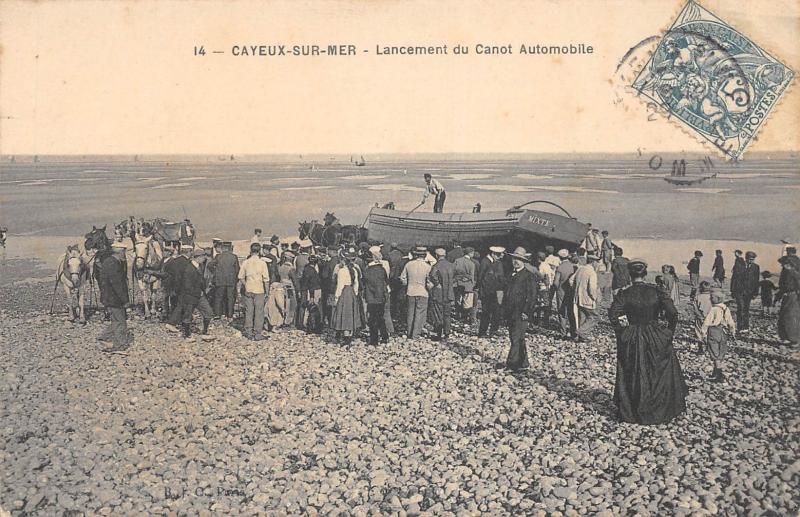 Carte postale ancienne Cayeux Sur Mer - Lancement Du Canot Automobile à Cayeux-sur-Mer