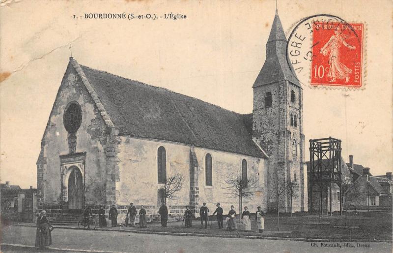 Carte postale ancienne Bourdonne - Eglise à Bourdonné