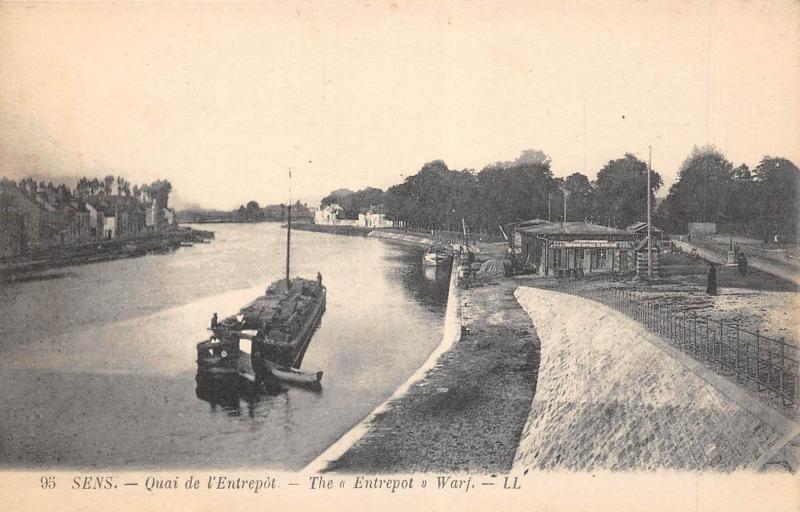 Carte postale ancienne Sens - Quai De L'Entrepot à Sens