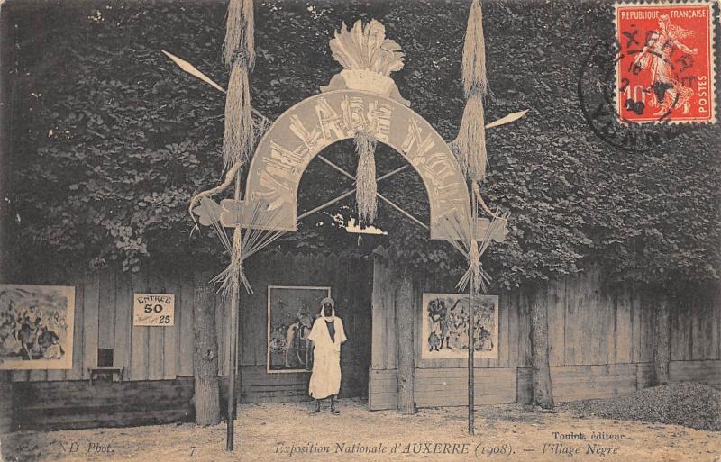 Carte postale ancienne Exposition D'Auxerre - Village Negre à Auxerre