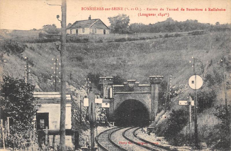 Carte postale ancienne Bonnieres Sur Seine - Entree Du Tunnel De Bonnieres A Rolleboise à Bonnières-sur-Seine