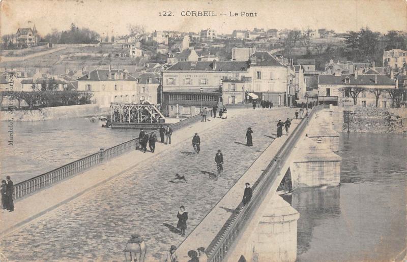 Carte postale ancienne Corbeil - Le Pont