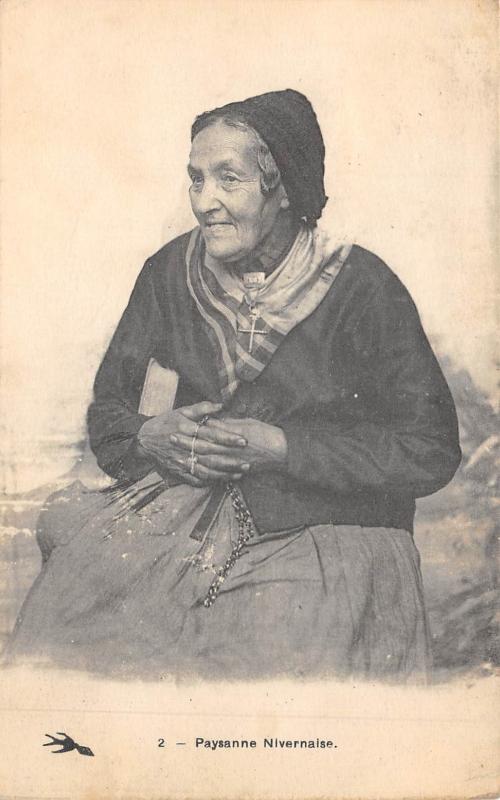 Carte postale ancienne Paysanne Nivernaise