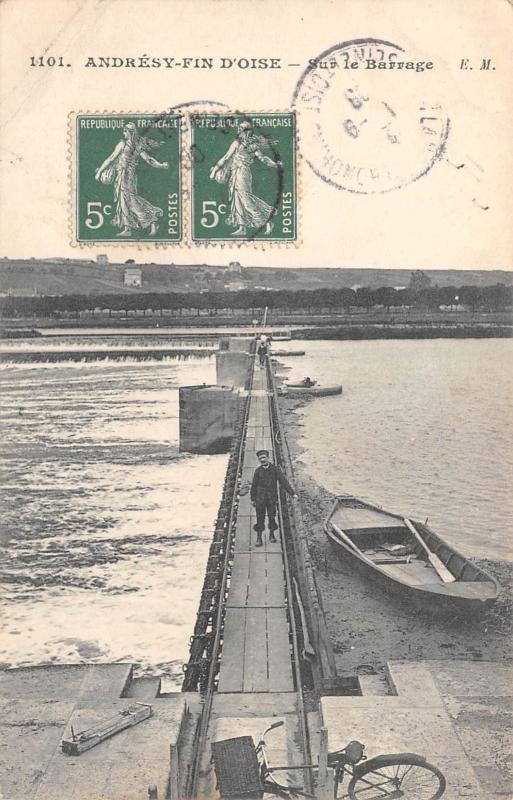 Carte postale ancienne Andresy Fin D'Oise - Sur Le Barrage