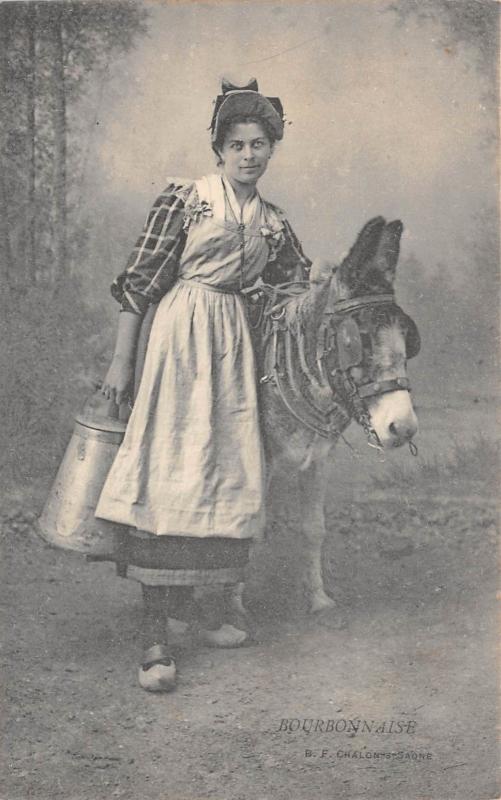 Carte postale ancienne Bourbonnaise