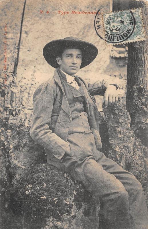 Carte postale ancienne Type Bourbonnais