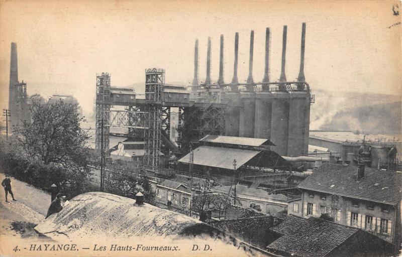 Carte postale ancienne Hayange - Les Hauts Fourneaux à Hayange