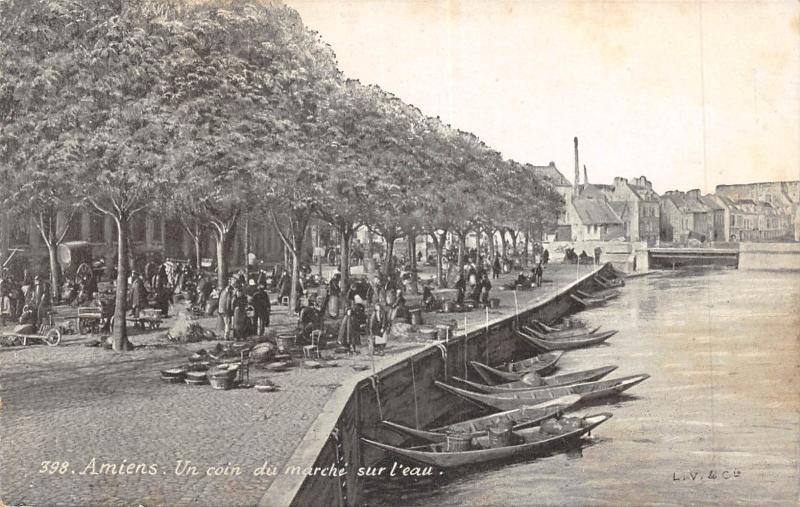 Carte postale ancienne Amiens - Un Coin Du Marche Sur L'Eau à Amiens