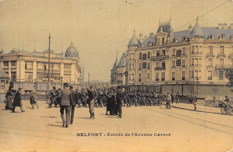 Carte postale ancienne Belfort - Entree De L'Avenue Carnot - cpa toilée à Belfort