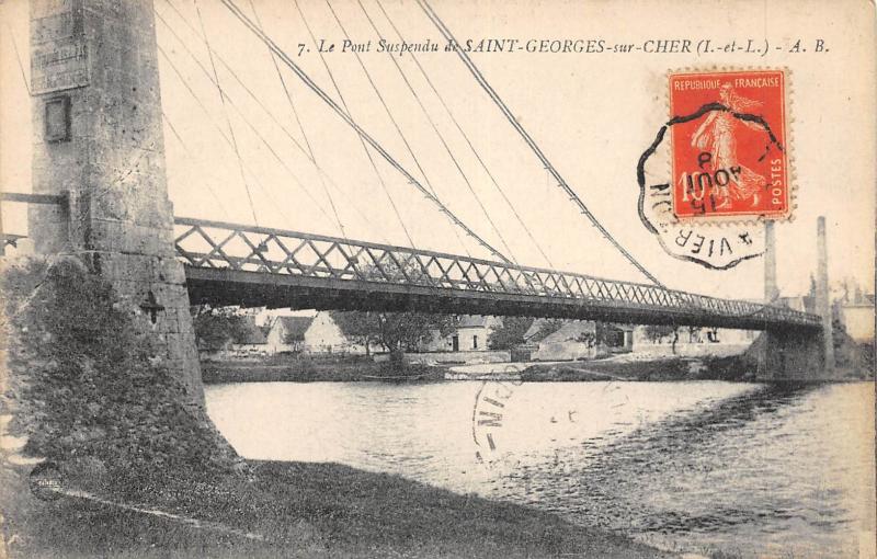 Carte postale ancienne Le Potn Suspendu A Saint Georges Sur Cher