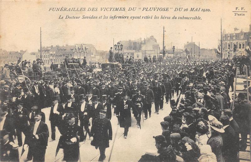 Carte postale ancienne Calais - Funerailles Nationales Des Victimes Du Pluviose - N°4 à Calais
