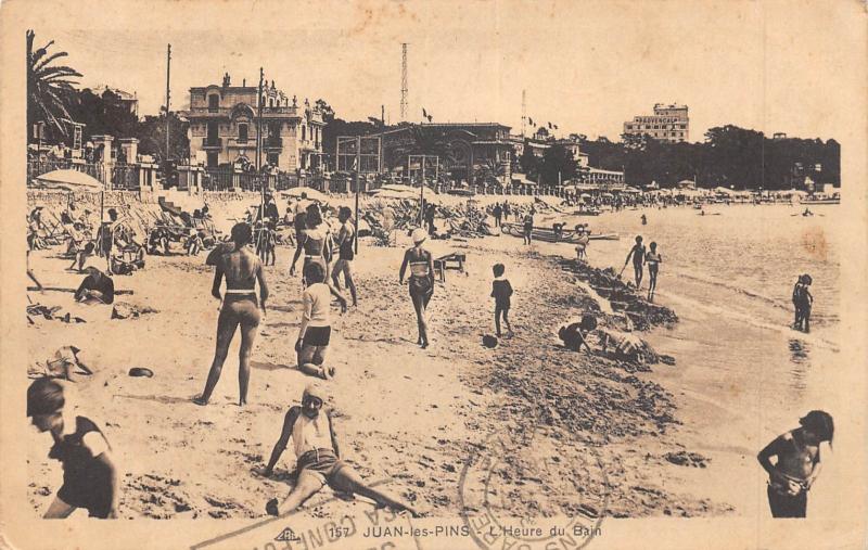 Carte postale ancienne Juan Les Pins - L'Heure Du Bain