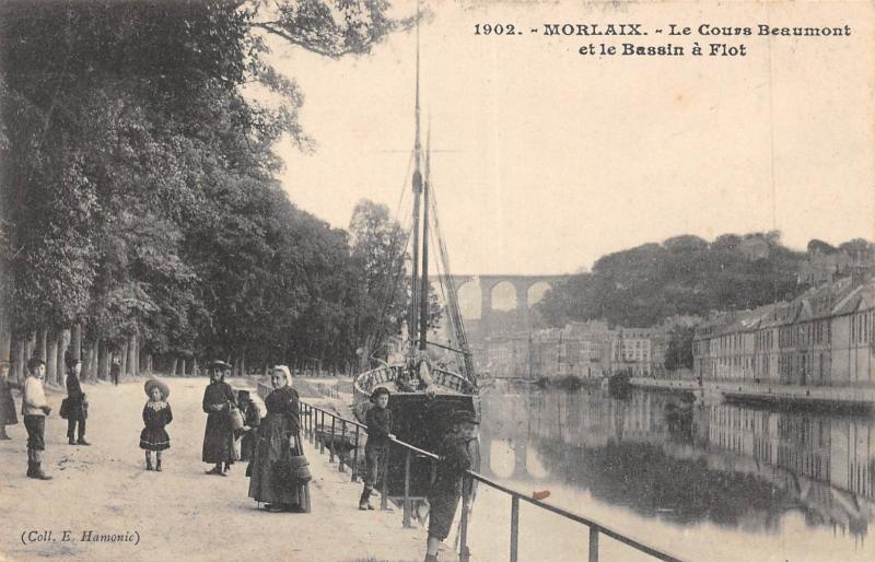 Carte postale ancienne Morlaix - Le Cours Beaumont Et Le Bassin A Flot à Morlaix