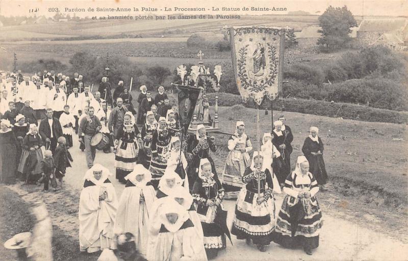 Carte postale ancienne Pardon De Sainte Anne La Palue - La Procession