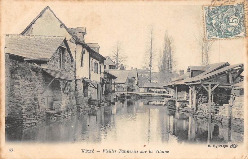 Carte postale ancienne Vitre - Vieilles Tanneries Sur La Vilaine à Vitré