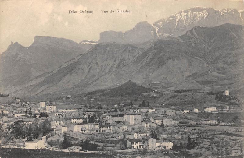 Carte postale ancienne Die - Vue Du Glandaz à Die