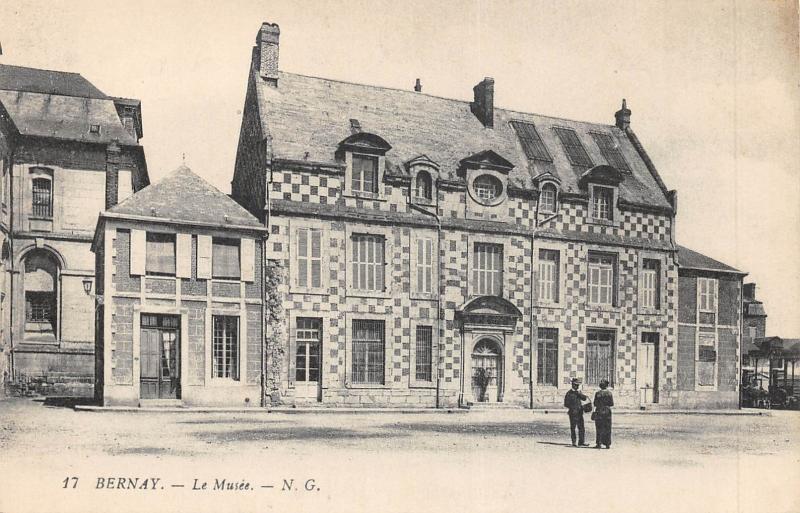 Carte postale ancienne Bernay - Le Musee à Bernay