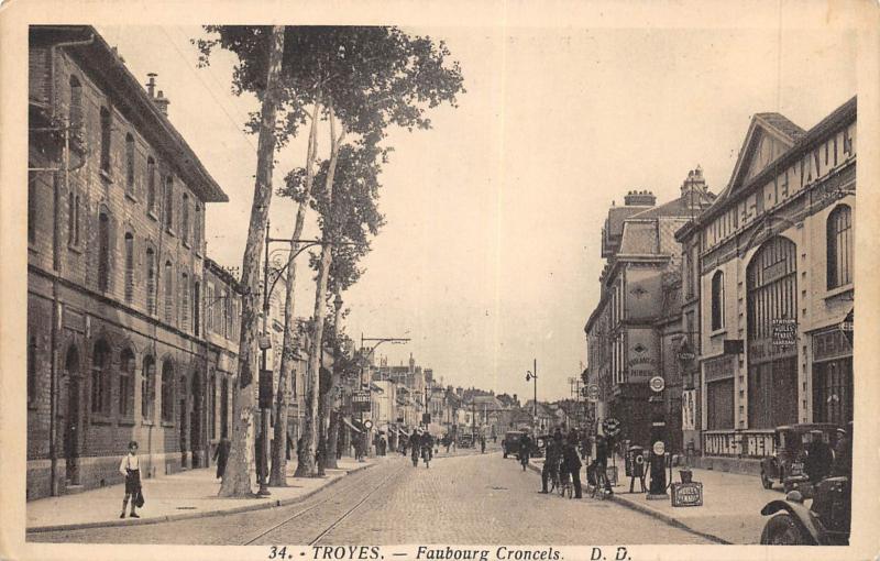 Carte postale ancienne Troyes - Faubourg Croncels à Troyes