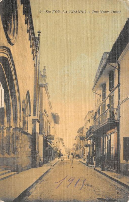 Carte postale ancienne Sainte Foy La Grande - Rue Notre Dame - cpa toilée à Sainte-Foy-la-Grande