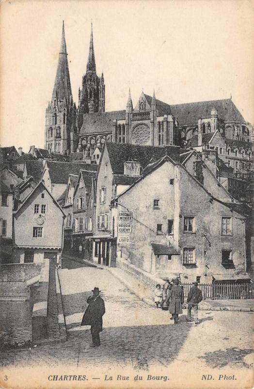 Carte postale ancienne Chartres - La Rue Du Bourg à Chartres