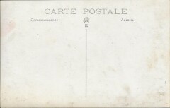Carte postale ancienne Terrasson - Monument aux Morts à Terrasson-Lavilledieu